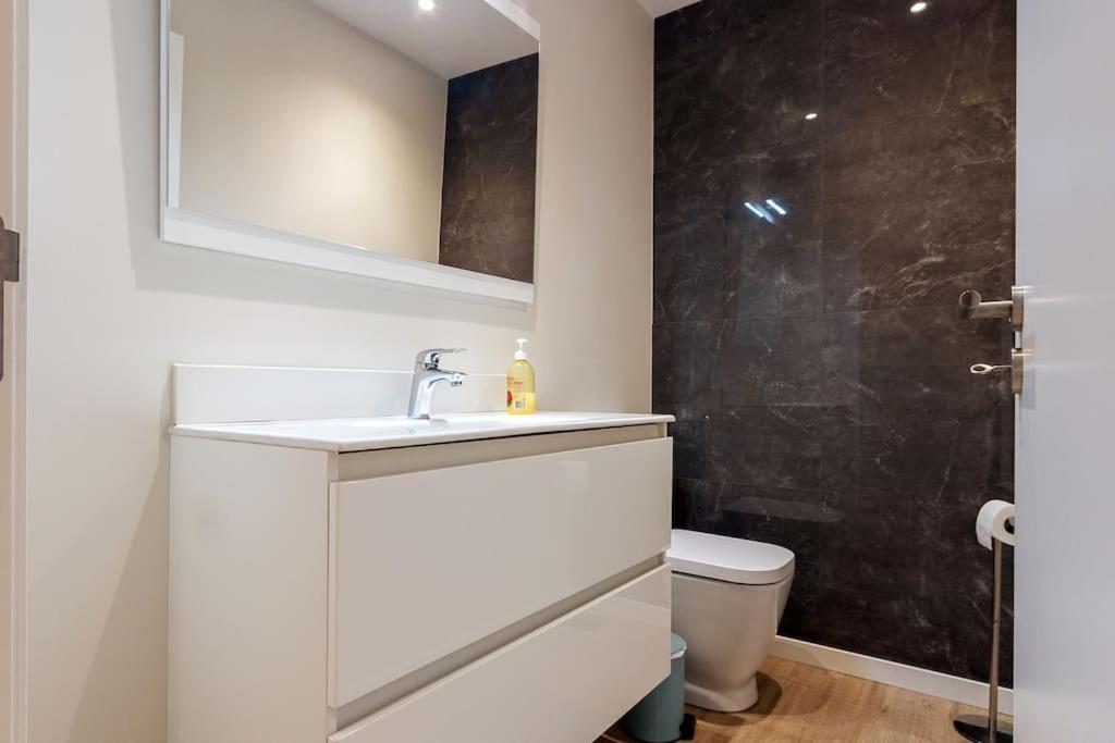 Luxury And Modern Apartment In Porto Moniz Center Ngoại thất bức ảnh